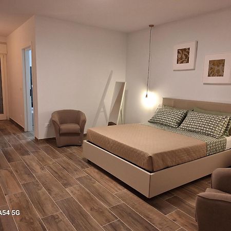 Lgo Apartments Portocannone Exteriér fotografie